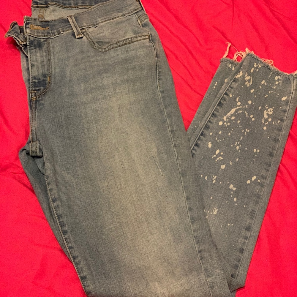 Levi’s 710 Super Skinny Jeans